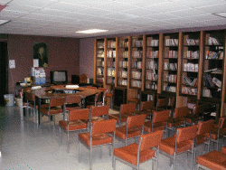 Salle de conférence à Dijon, avant rénovation des locaux